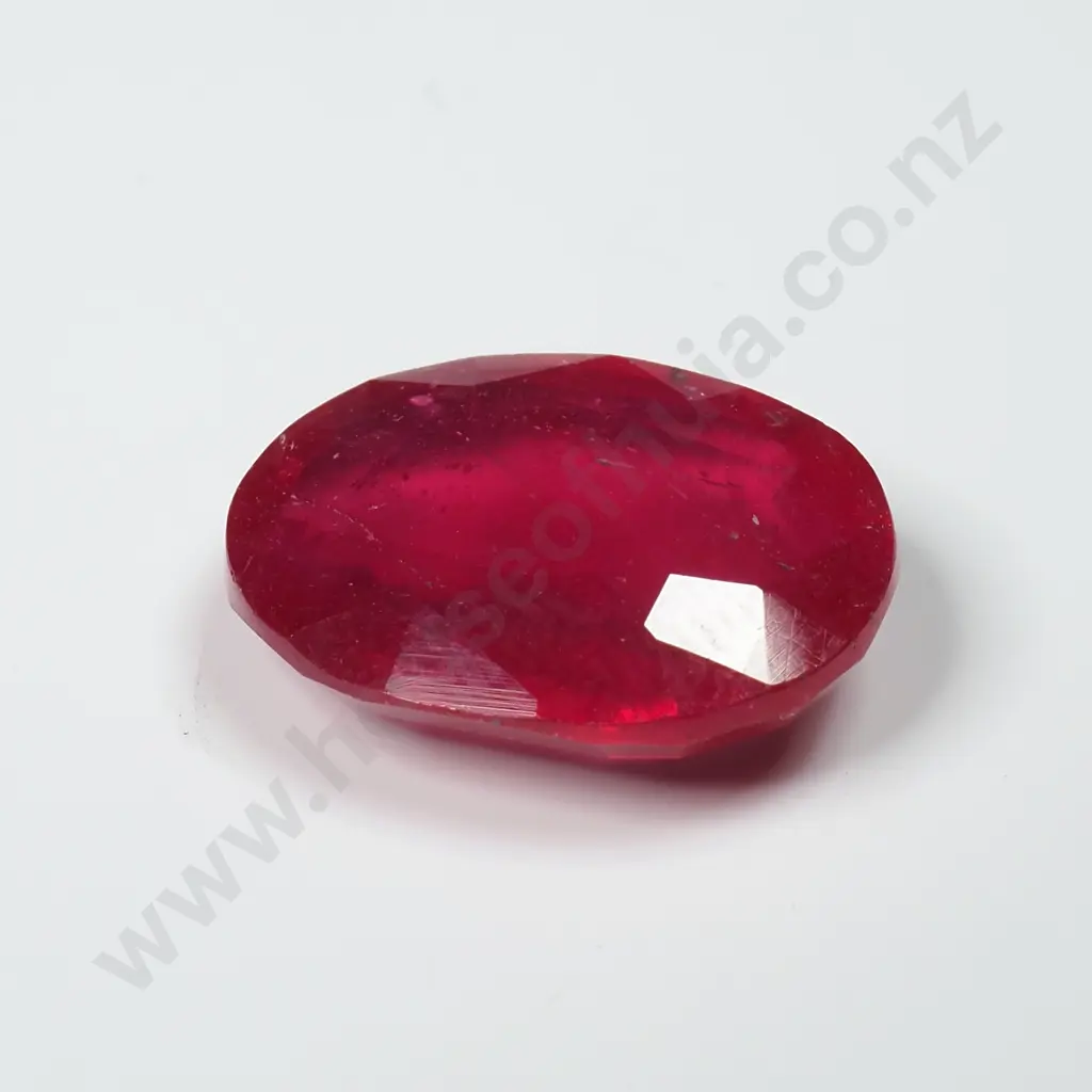 11ct Oval Ruby Image 1++