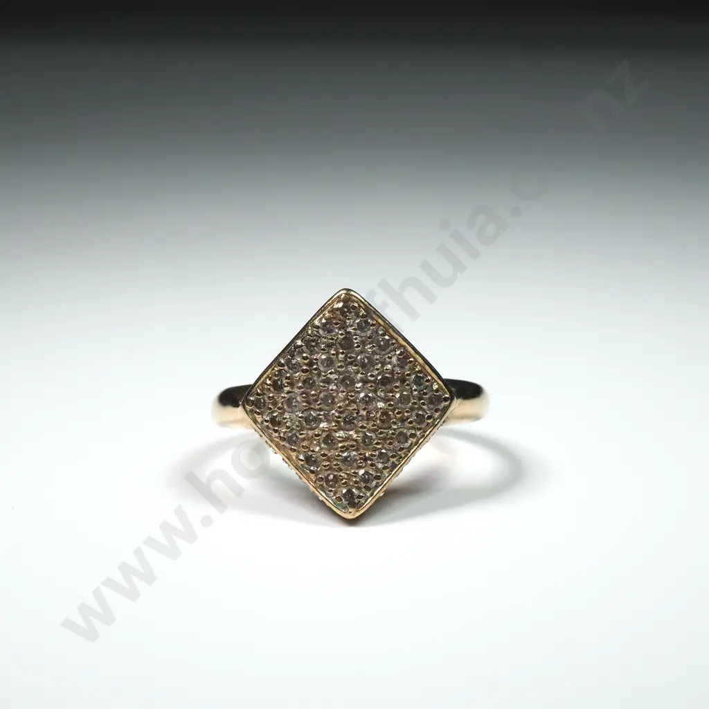 9ct Gold Multi Diamond Set Ring Image 1++