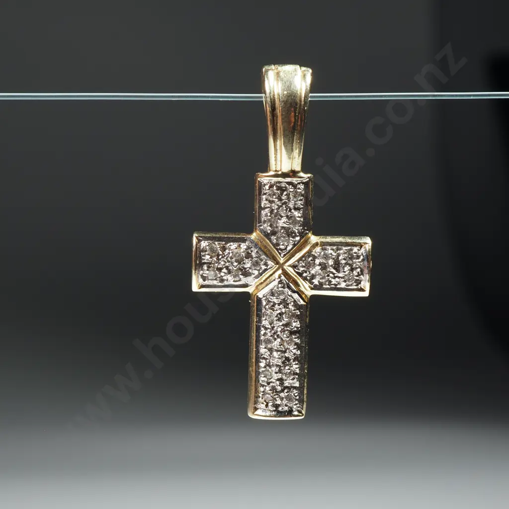 9ct Gold Diamond Cross Pendant Image 1++