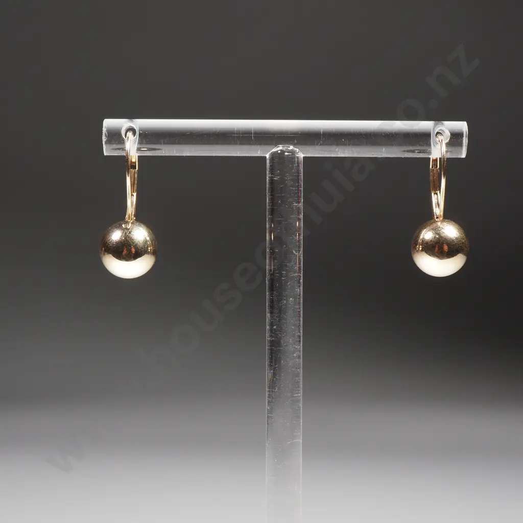 9ct Gold Ball Earrings Image 1++