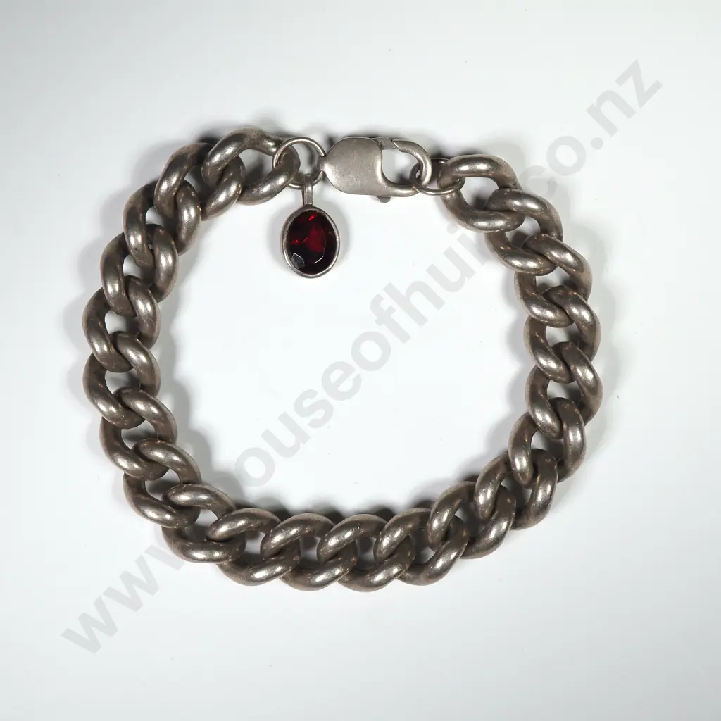 Substnatial Sterling Silver Curb Link Bracelet Image 1++