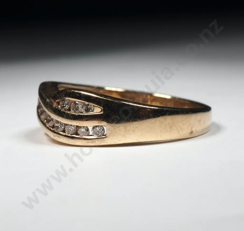 Modern 9ct Gold Diamond Dress Ring Image 1++