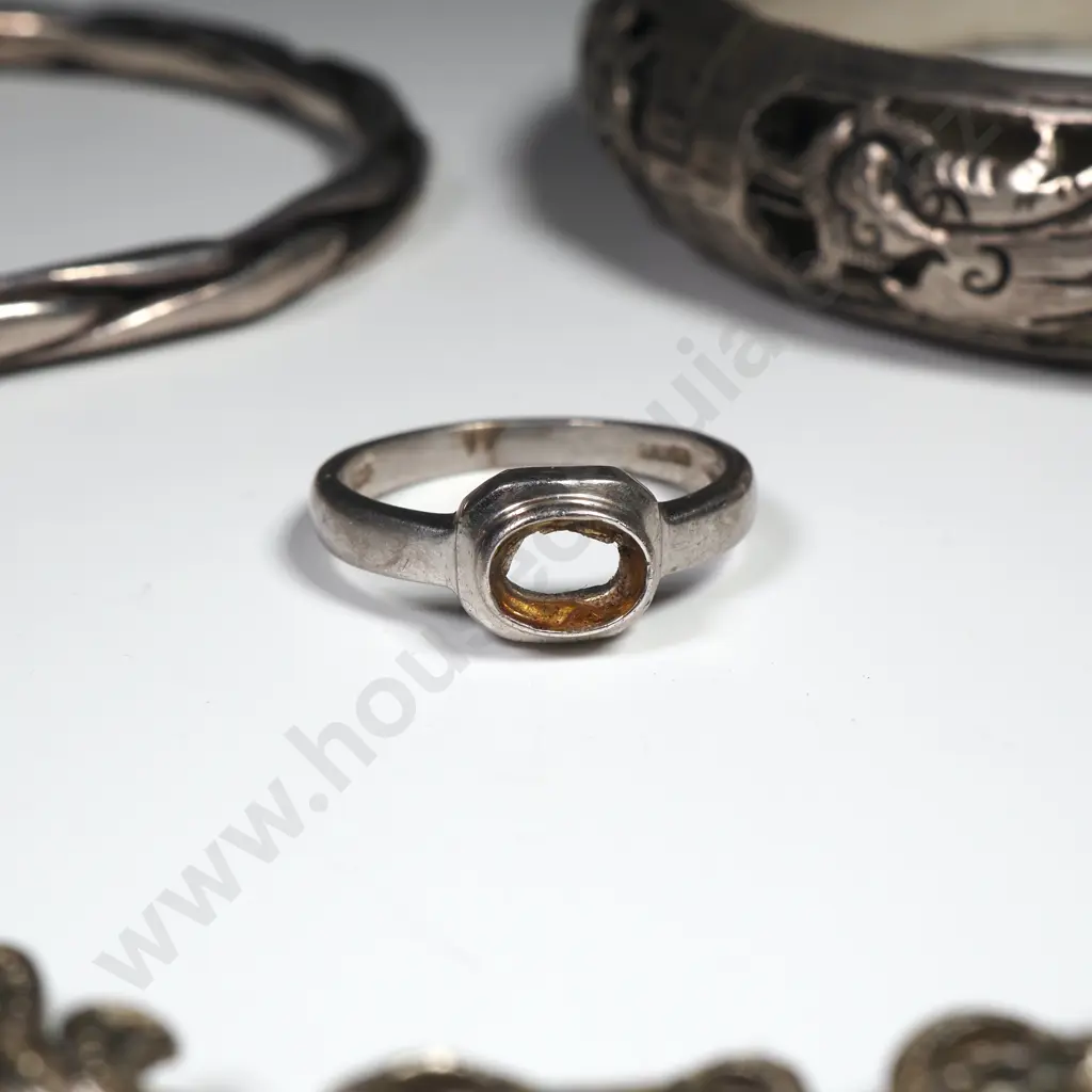 Assorted Vintage White Metal Items - Some A/F Image 1++