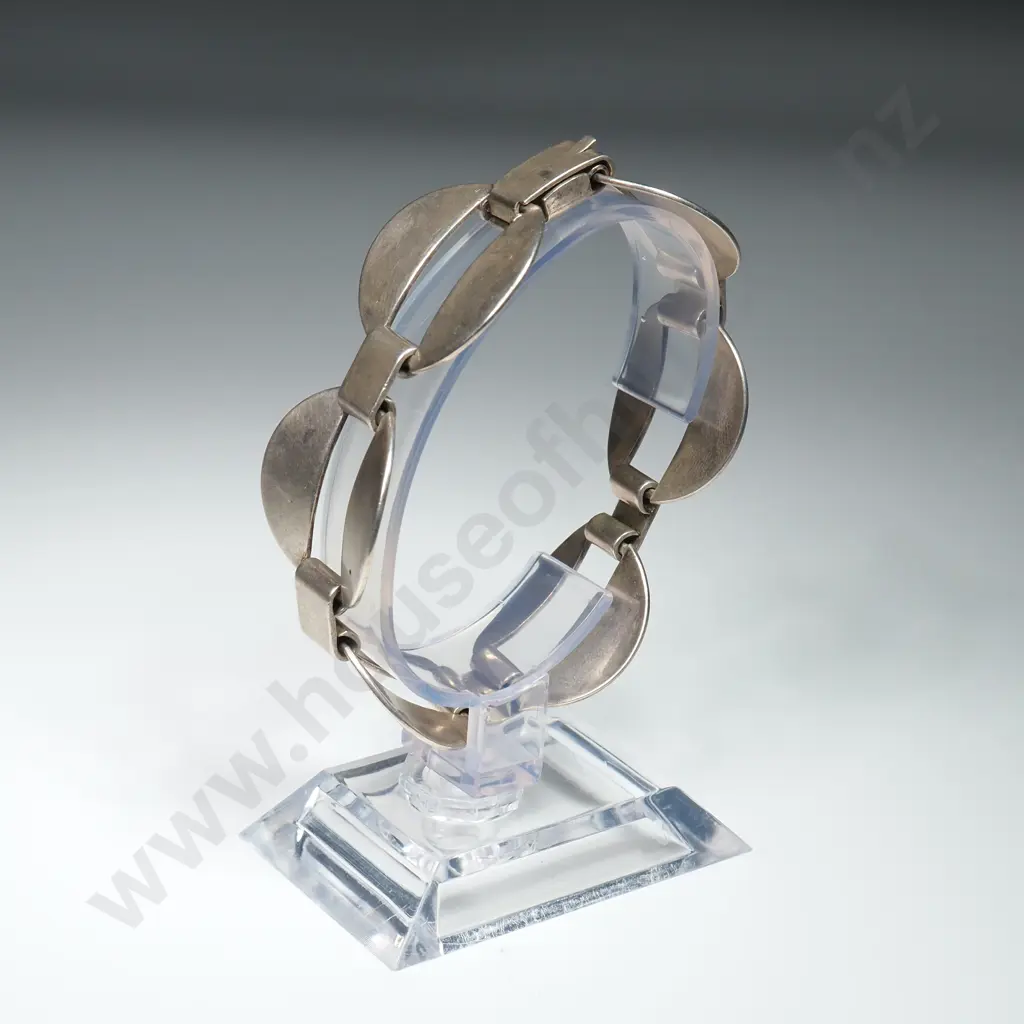 Sterling Silver Circular Bracelet Image 1++