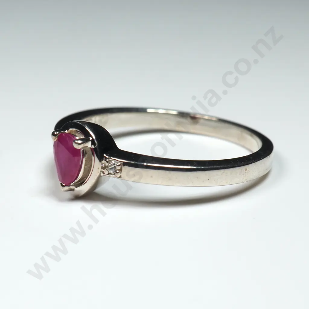 Sterling Silver & Ruby Ring w Certificate Image 1++
