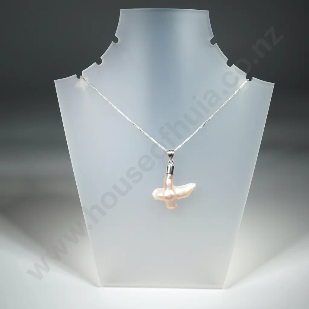 Large Baroque Pearl in Sterling Silver Mount & Sterling Silver Chain Image 1++