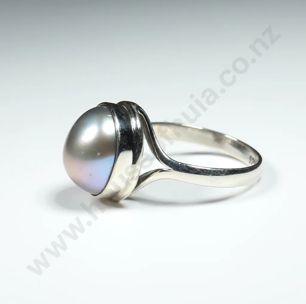 Sterling Silver & Pearl Ring Image 1++