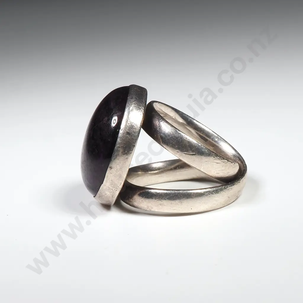 Interesting Designed Ring w Purple Stone Image 1++