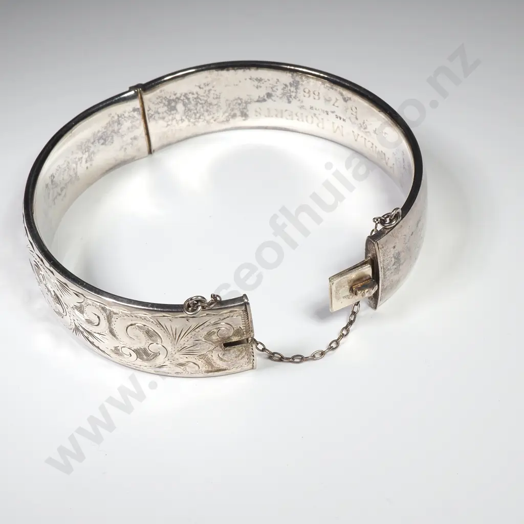 Sterling Silver Hinged Bracelet with Engraved Scroll Front Image 1++