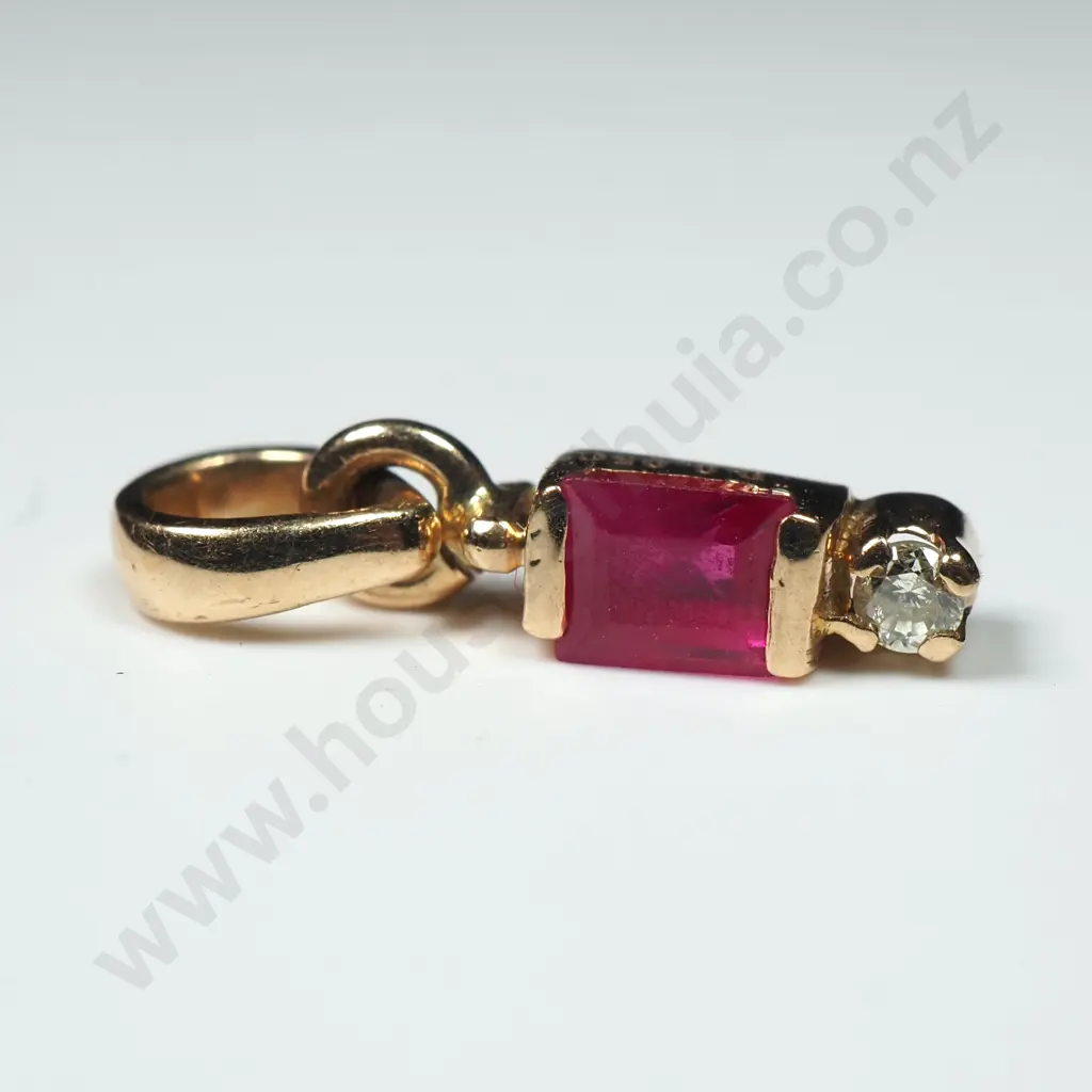 14ct Gold Ruby & Diamond Pendant Image 1++