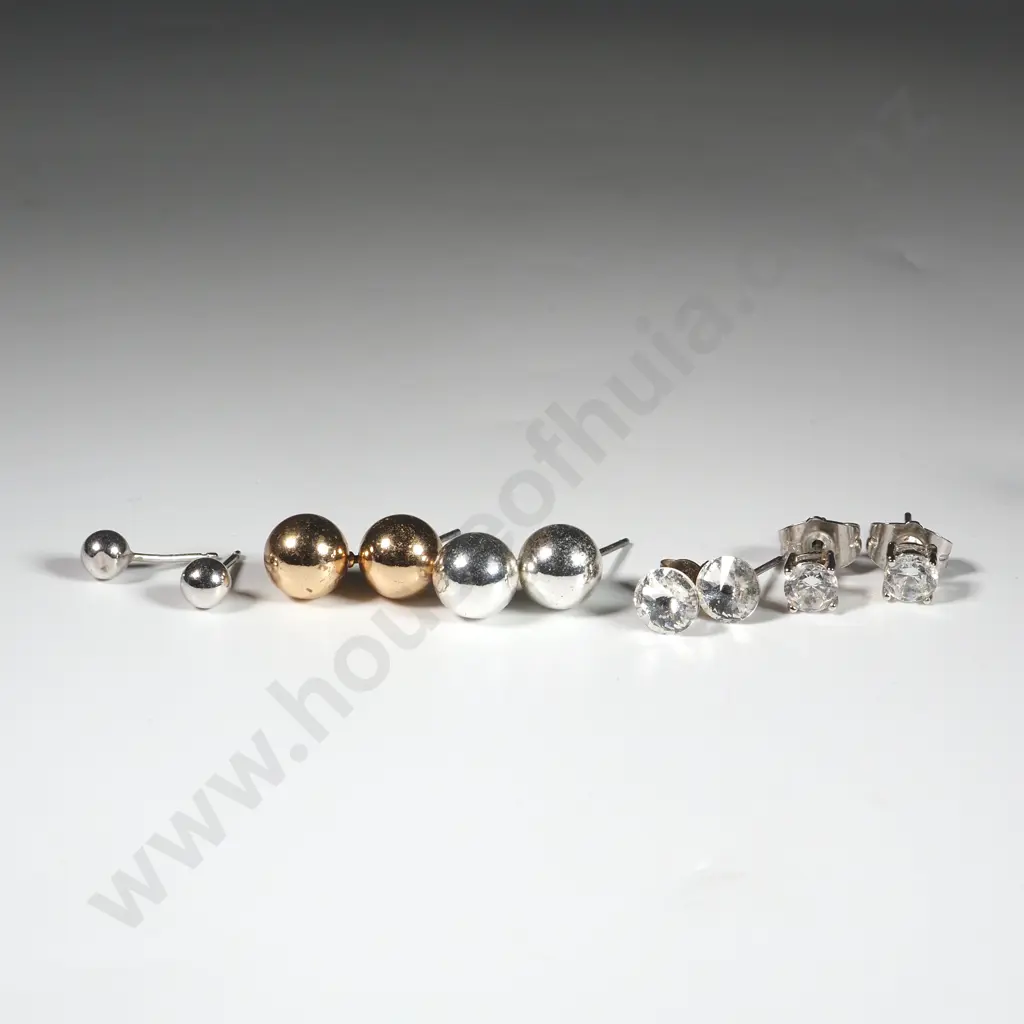 Assorted Costume Earrings Image 1++