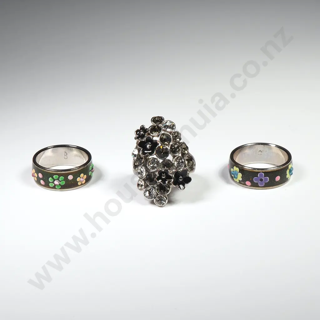Three Modern Costume Colourful Rings Image 1++