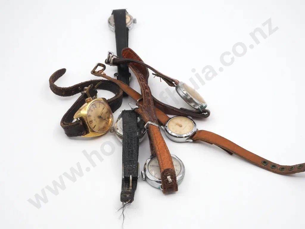 Mixed Lot of Ladies Leather Strapped Mechanical Watches Image 1++