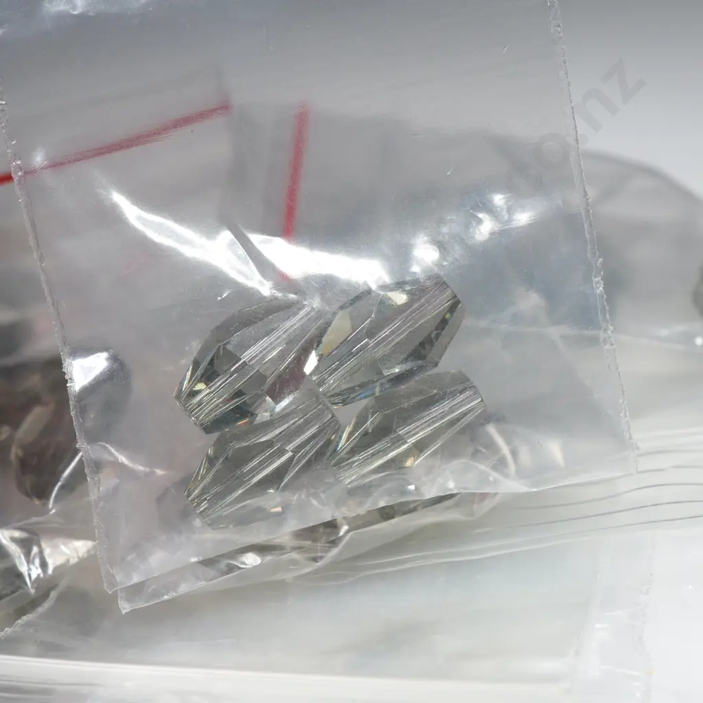 A Quantity of Swarovski Polygon Beads Image 1++