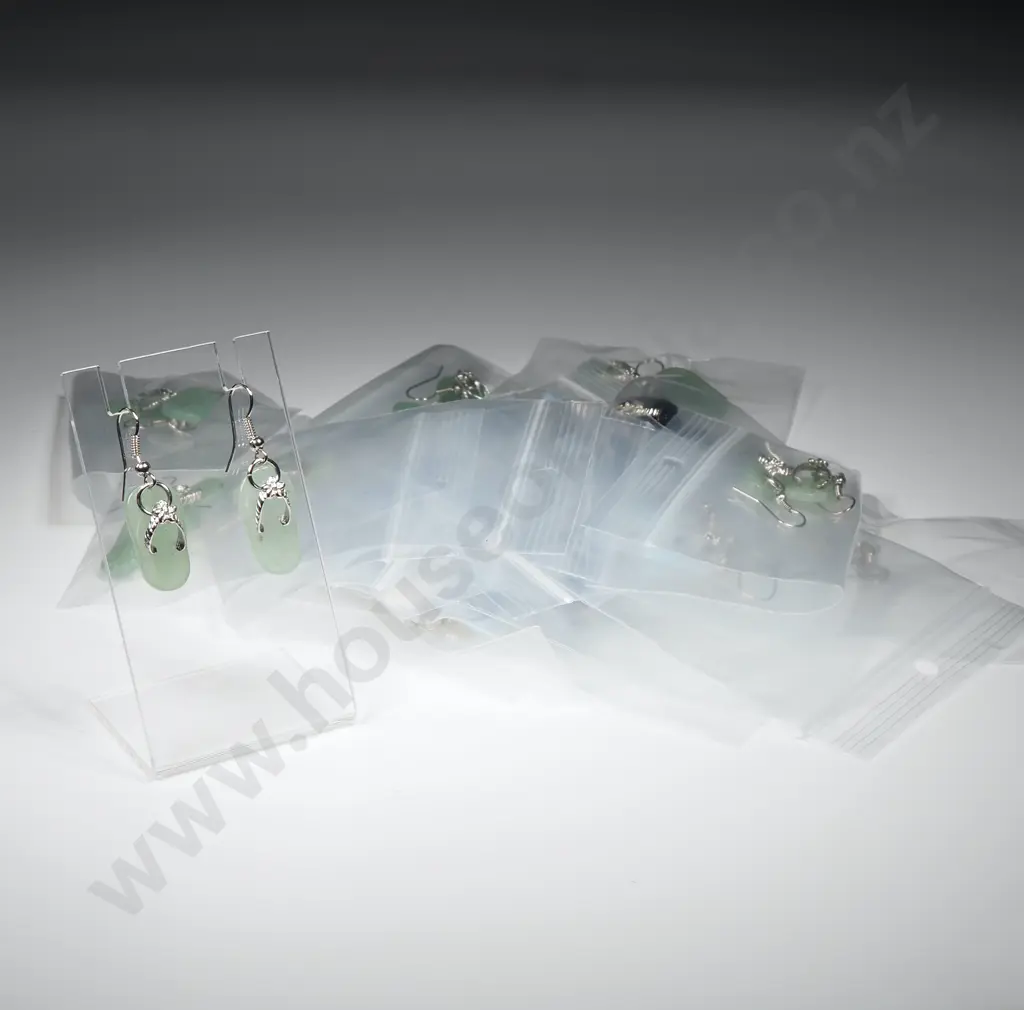 Twenty Pairs of Black/Green Jandal Earrings Image 1++