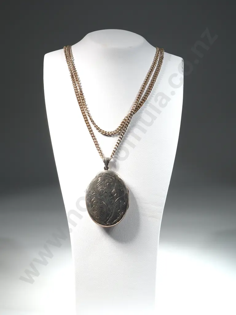 Sterling Silver Malacite Oval Pendant & Box Link Chain  Image 1++