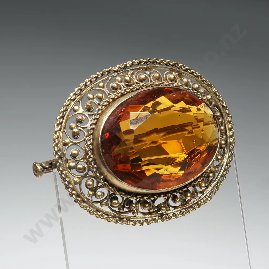 Large 800 Silver Orange Glass Brooch. Image 1++