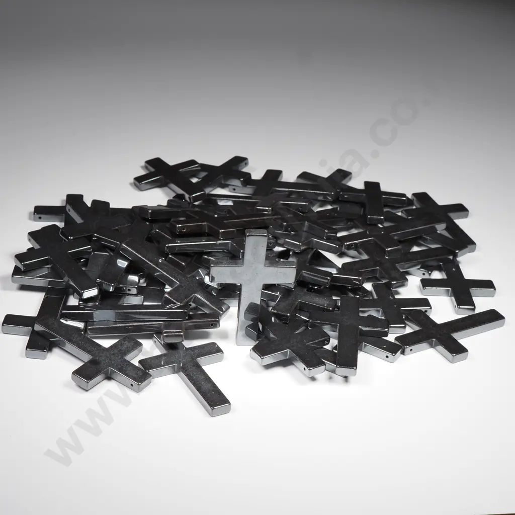 A Quantity of Hematite Large Cross Pendants Image 1++
