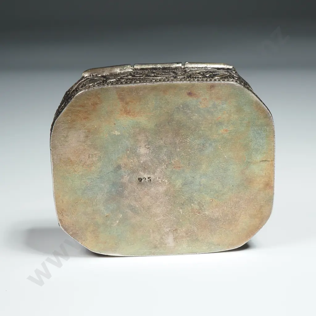 Sterling Silver Pill Box w Camel / Desert Scene Image 1++