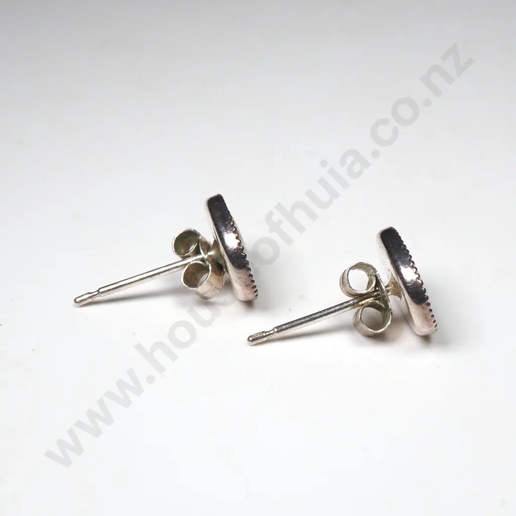 Pair Of Sterling Silver Earrings With Blue Floral Decoration Image 1++