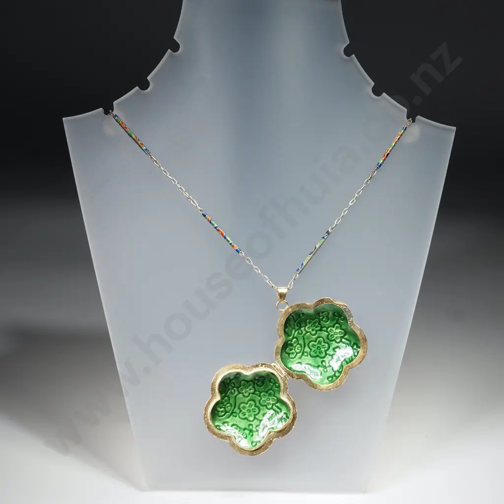 Sterling Silver Hinged Cloisonné  Locket & Chain. Image 1++