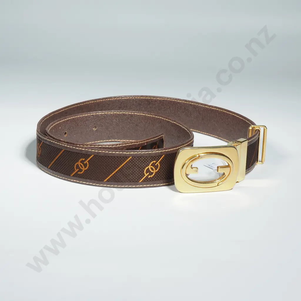 Brown Gucci Belt w Gold Coloured Hardware, Late Entry Image 1++