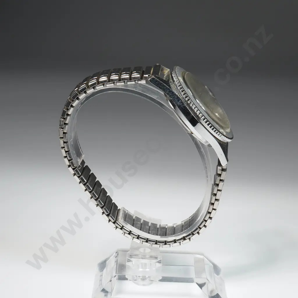 Vintage Kings Super Deluxe Wristwatch Image 1++