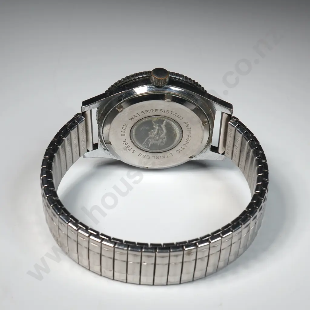 Vintage Kings Super Deluxe Wristwatch Image 1++