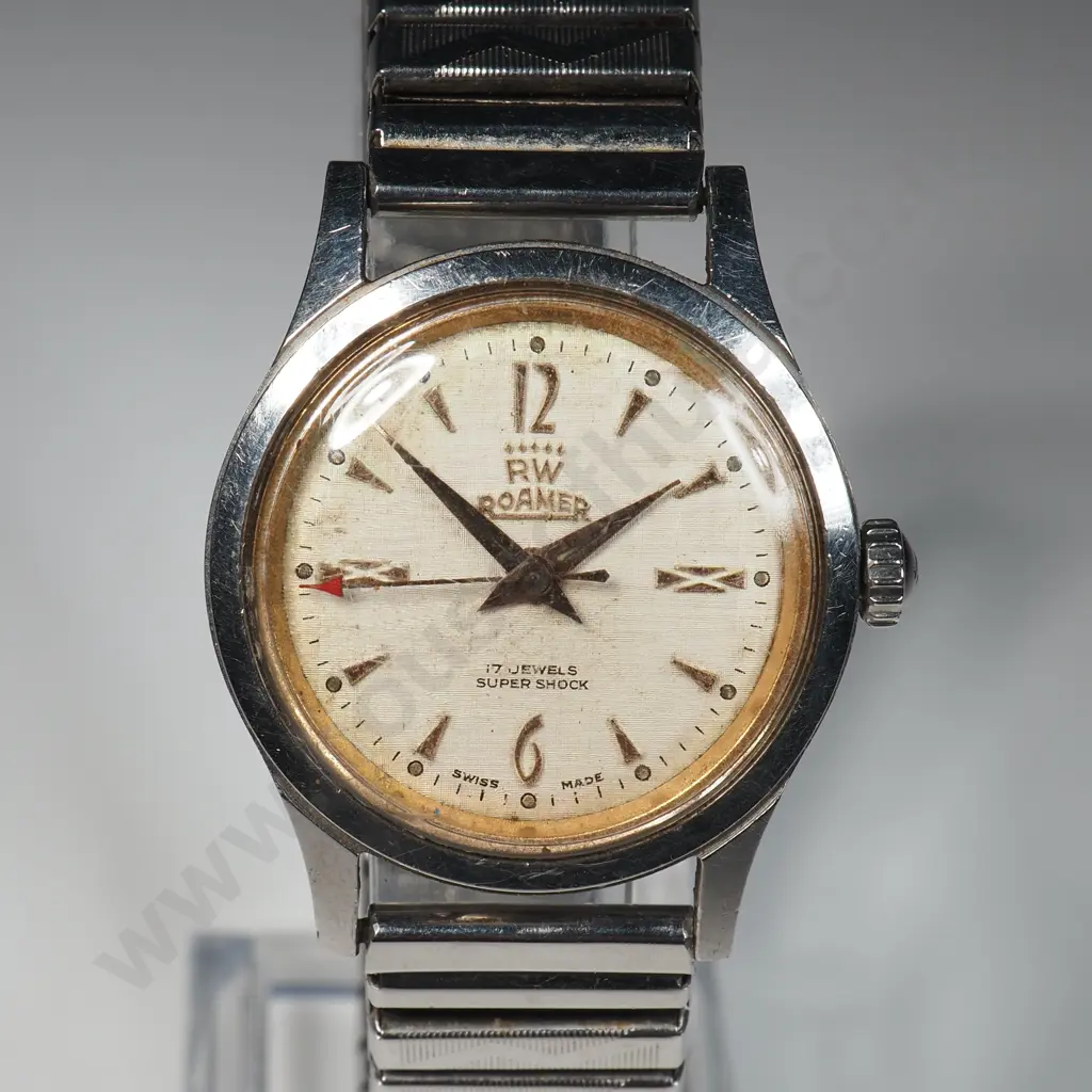 Vintage Roamer Wristwatch Image 1++