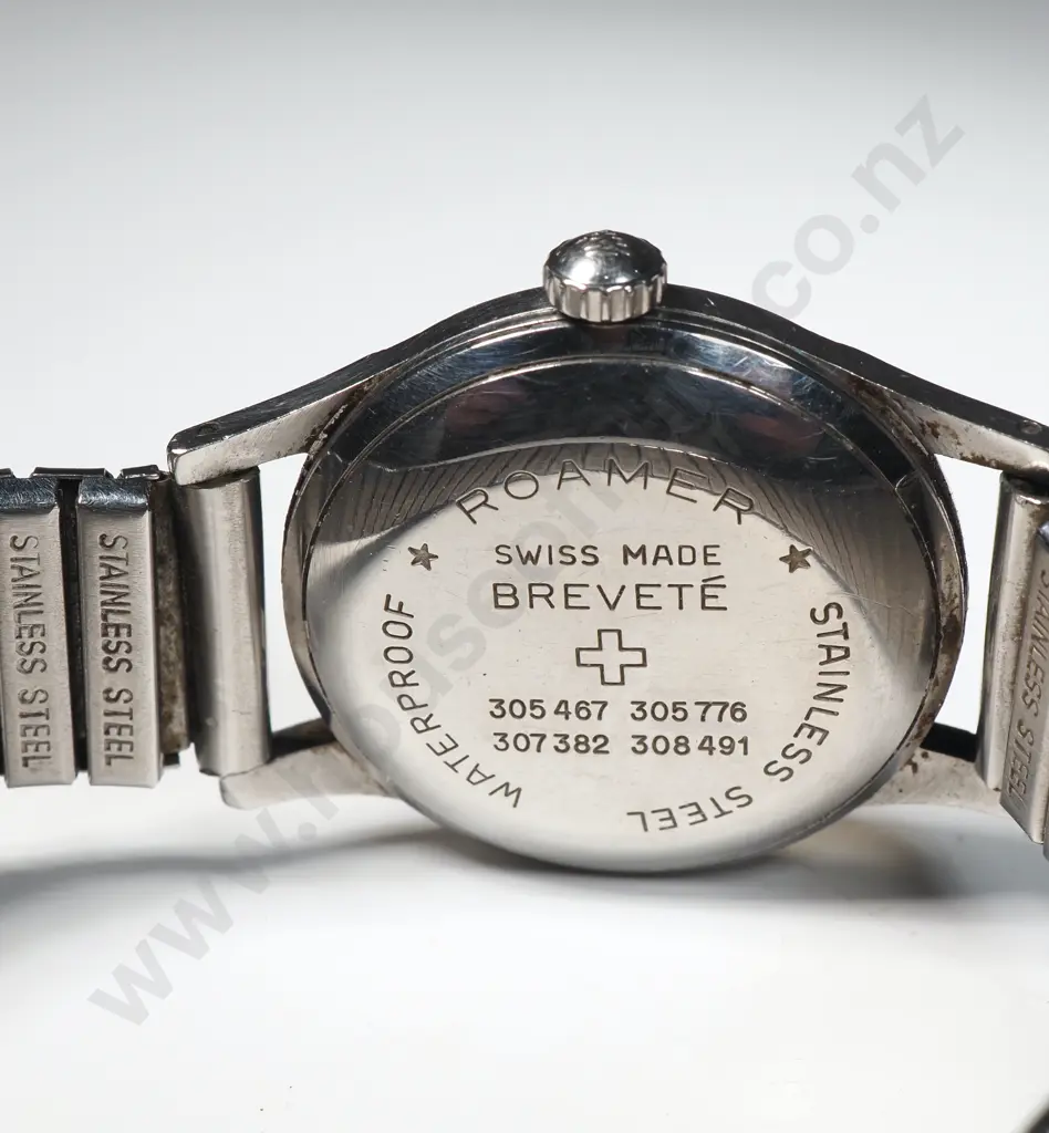 Vintage Roamer Wristwatch Image 1++