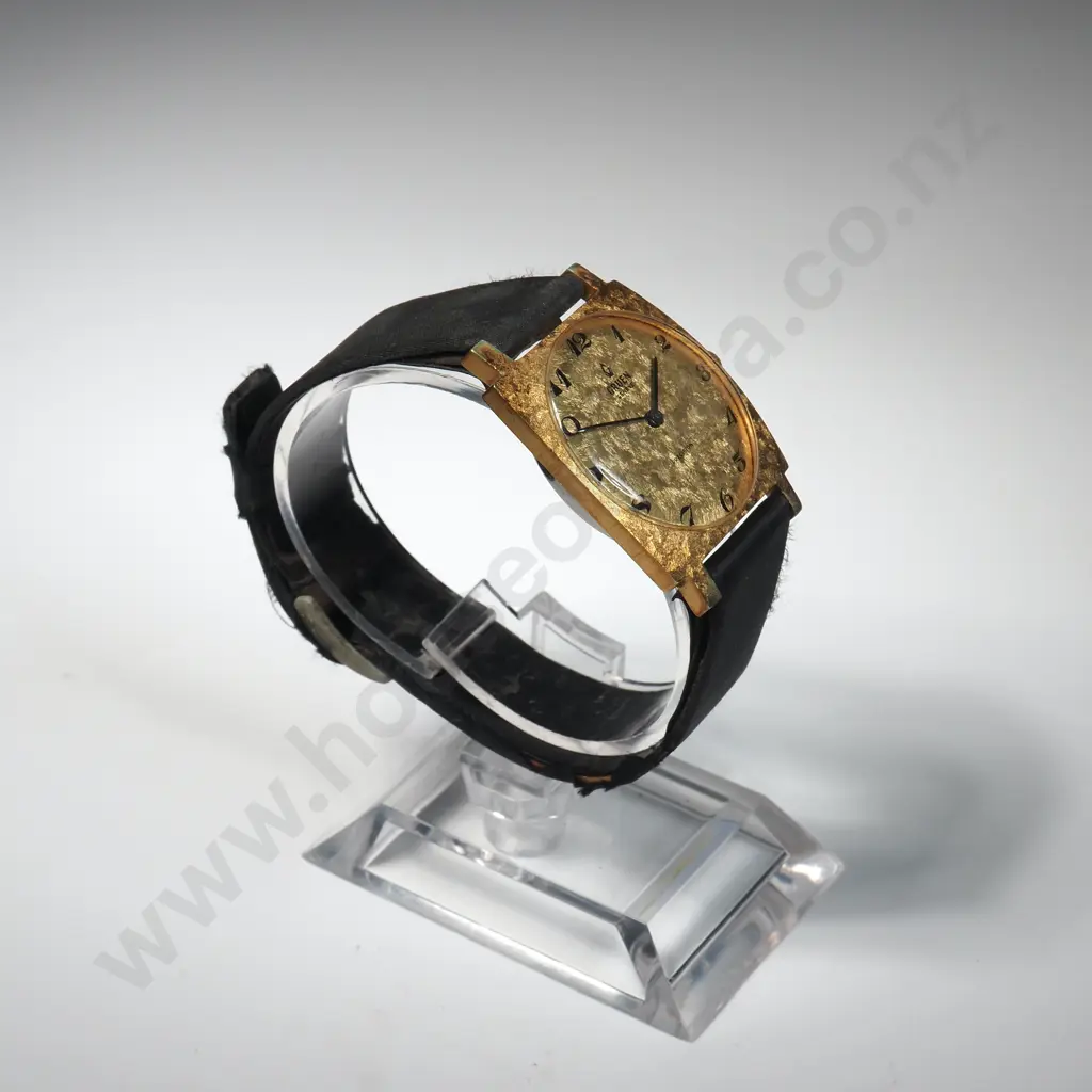 Vintage Gruen Rolled Gold Wristwatch in Original Box Image 1++