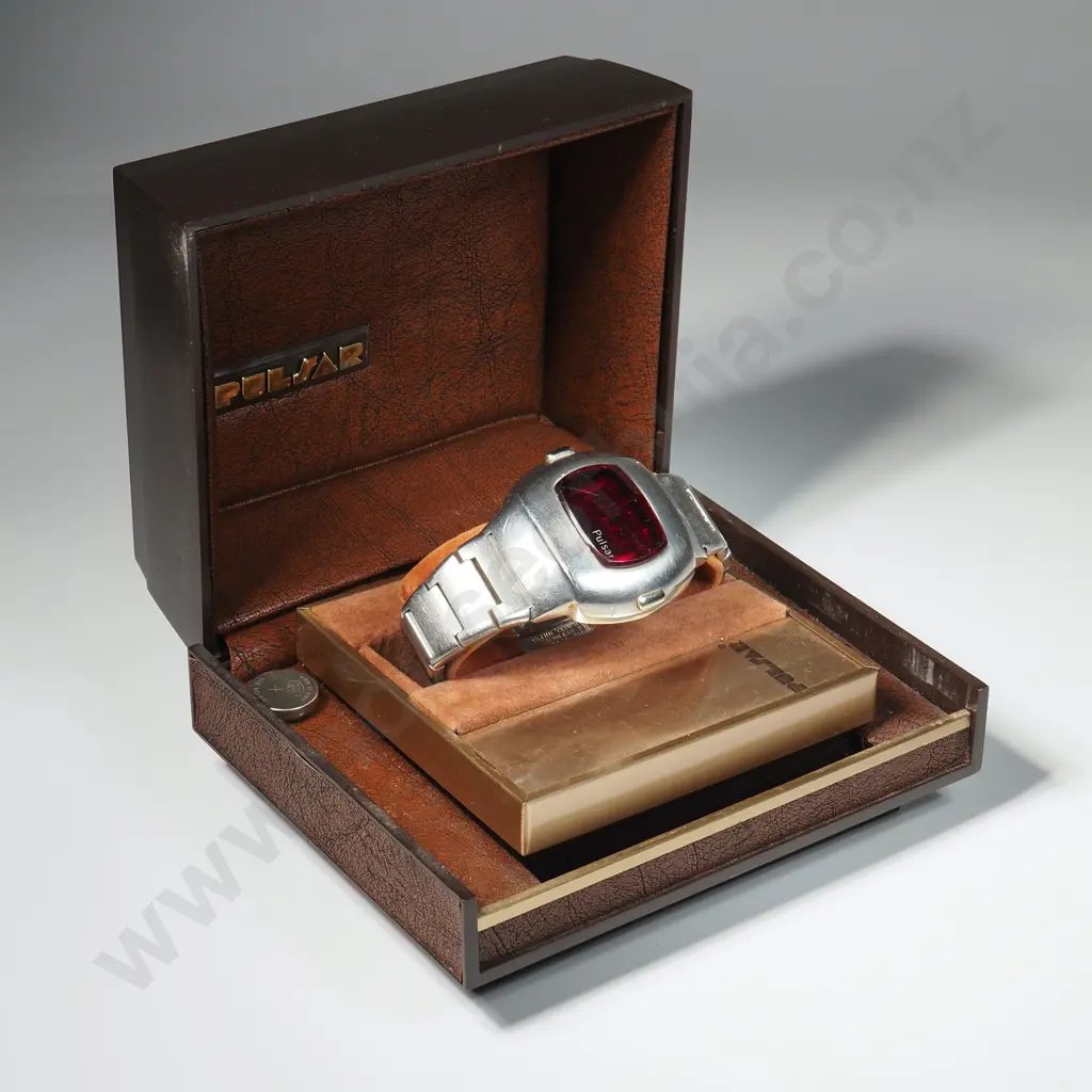 Vintage Boxed Puslar Digital Watch Image 1++
