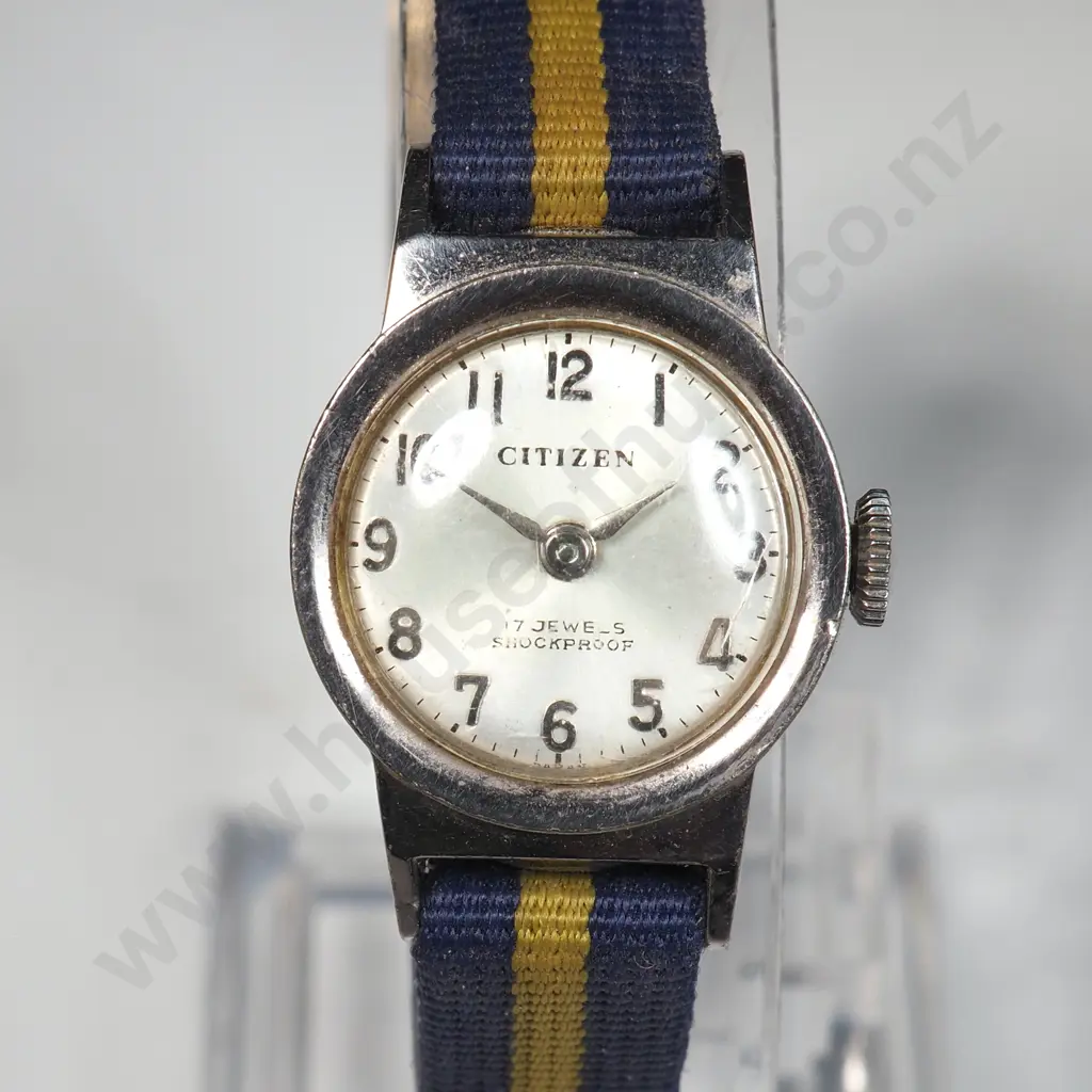 Vintage Ladies Citizen Wristwatch Image 1++