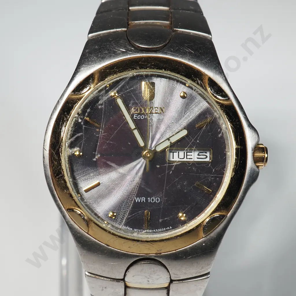 Cased Citizen Ecodrive Wristwatches Image 1++