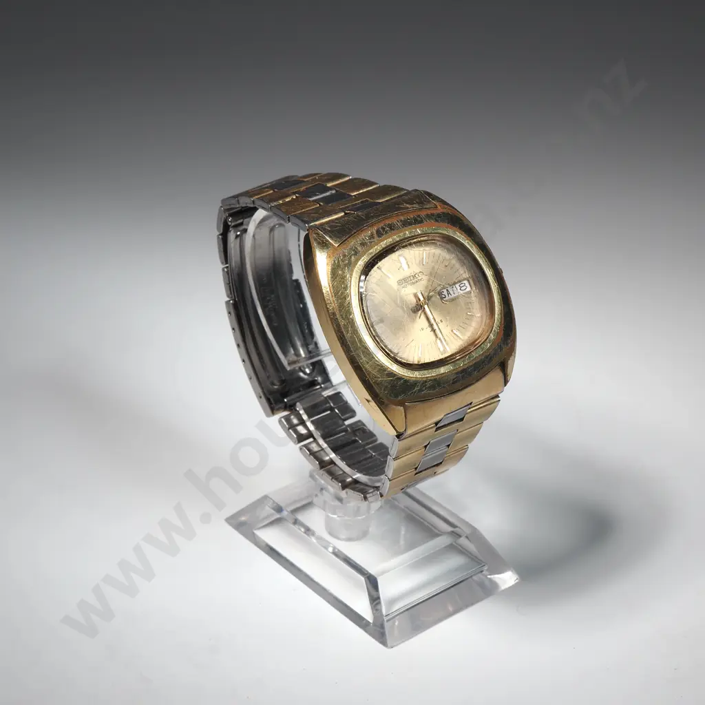 Cased Seiko Automatic Wristwatch Image 1++