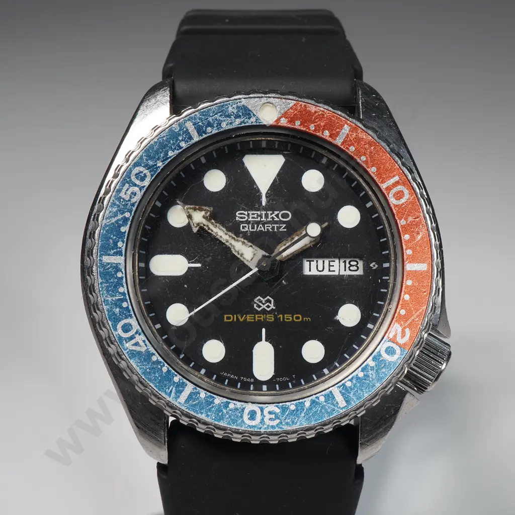 Vintage Seiko Quartz Divers Wristwatch Image 1++