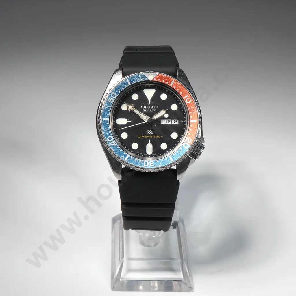Vintage Seiko Quartz Divers Wristwatch Image 1++