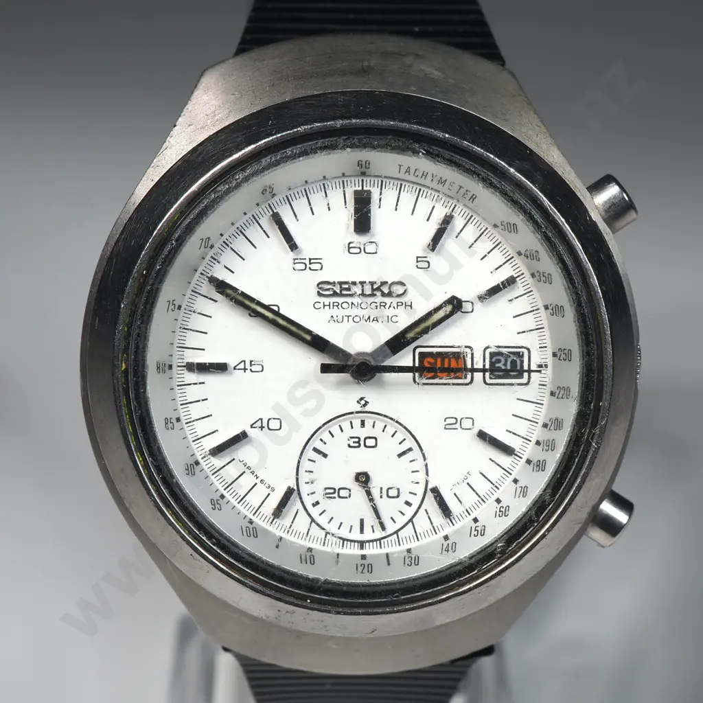 Vintage Seiko Chronograph Automatic Wristwatch Image 1++