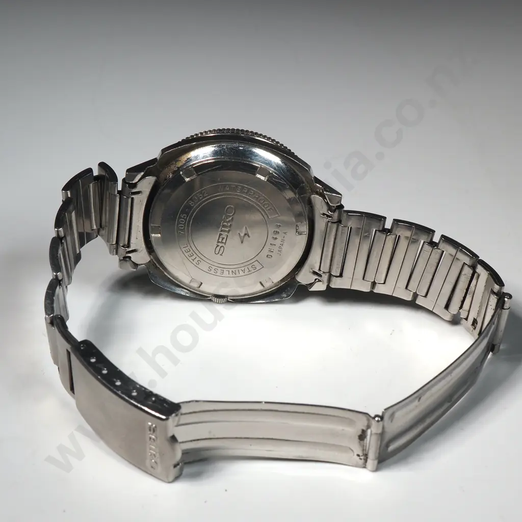 Vintage Seiko Automatic Wristwatch Image 1++