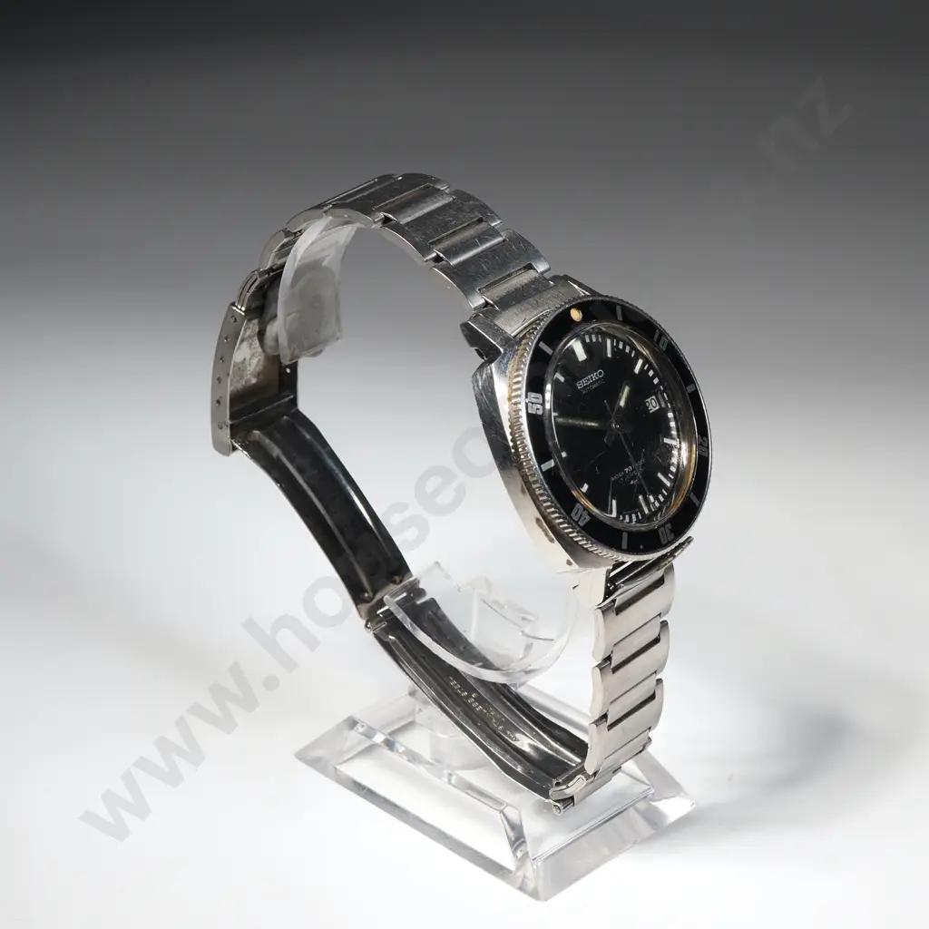 Vintage Seiko Automatic Wristwatch Image 1++
