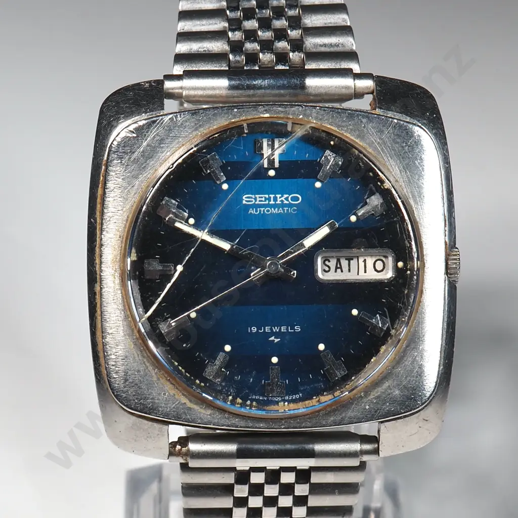 Vintage Seiko Automatic Image 1++
