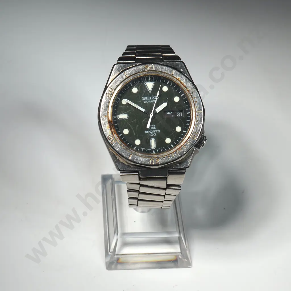 Seiko Quartz Wristwatch on Seiko Bracelet Image 1++