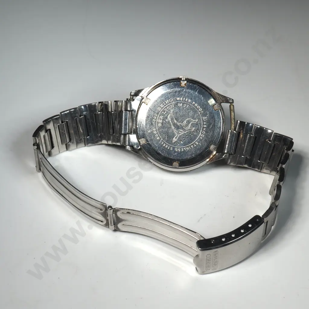 Vintage Seiko Weekdater Wristwatch Image 1++