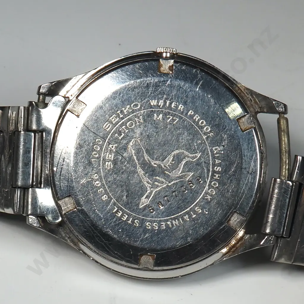 Vintage Seiko Weekdater Wristwatch Image 1++