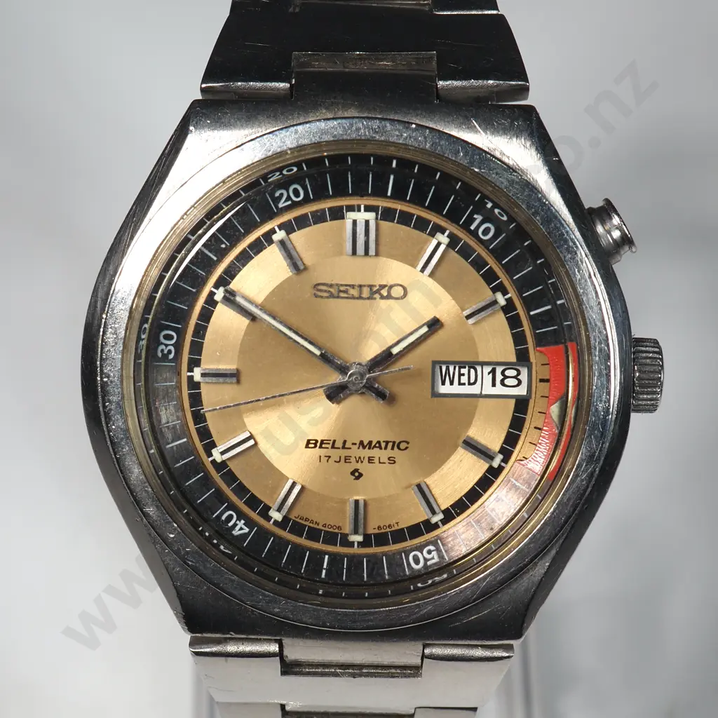 Vintage Seiko Bell-Matic Wristwatch Image 1++