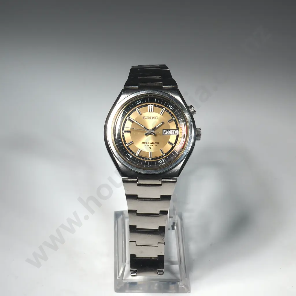 Vintage Seiko Bell-Matic Wristwatch Image 1++
