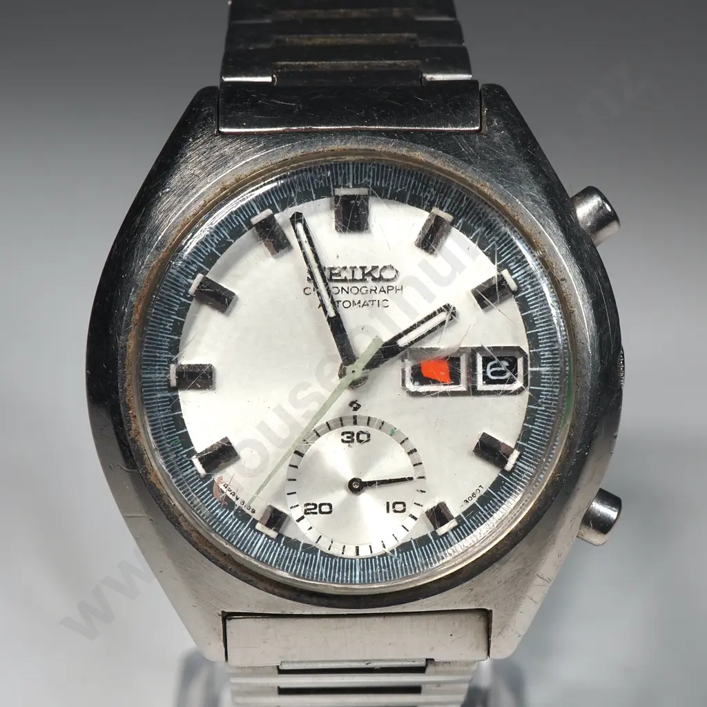 Vintage Gents Seiko Chronograph Automatic Wristwatch Image 1++