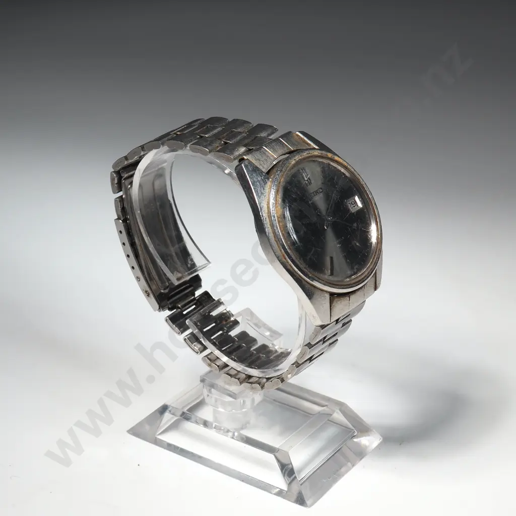 Vintage Seiko Automatic Wristwatch Image 1++