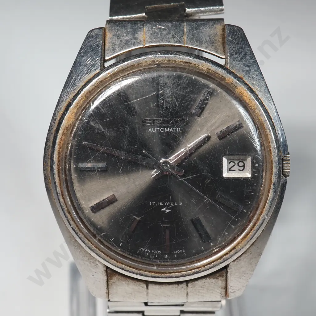 Vintage Seiko Automatic Wristwatch Image 1++