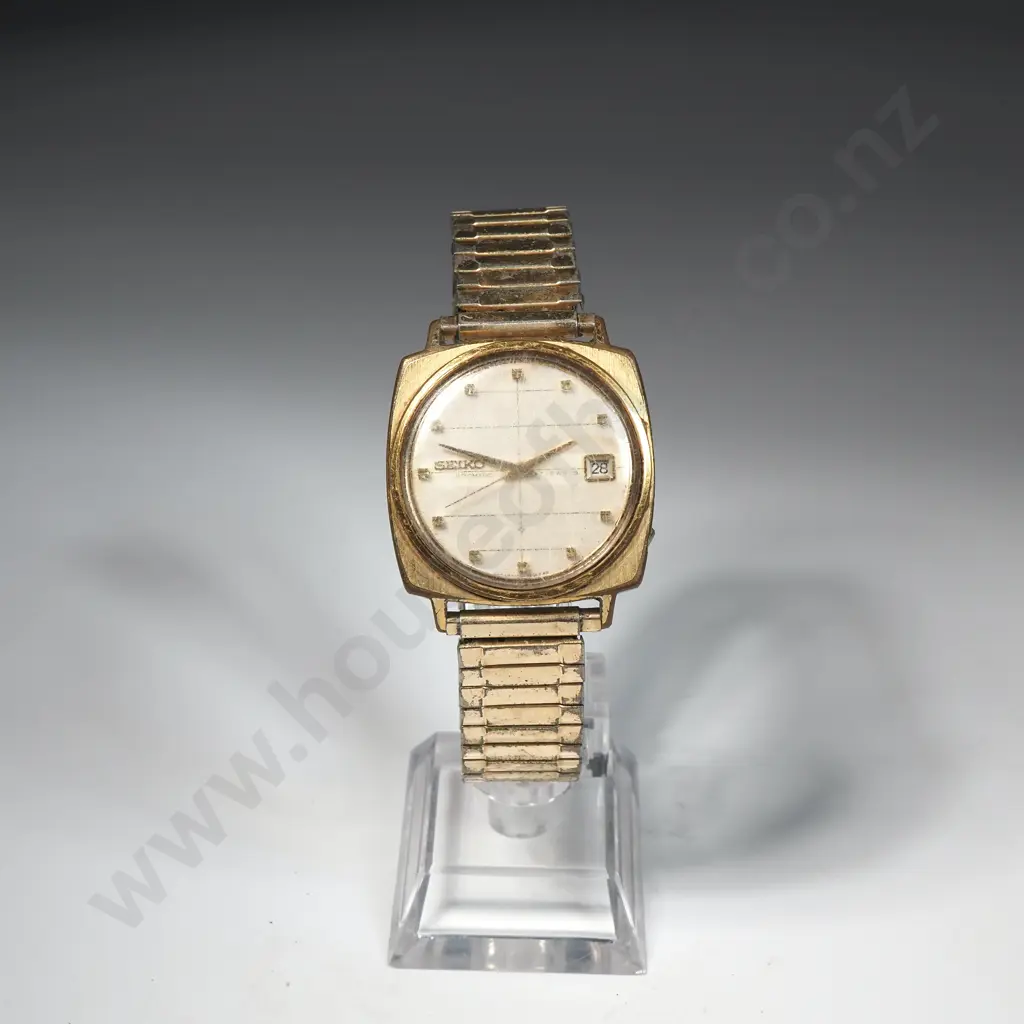 Vintage Seiko Automatic Wristwatch Image 1++